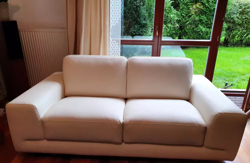 Soft Interior Solutions Maciej Słojewski